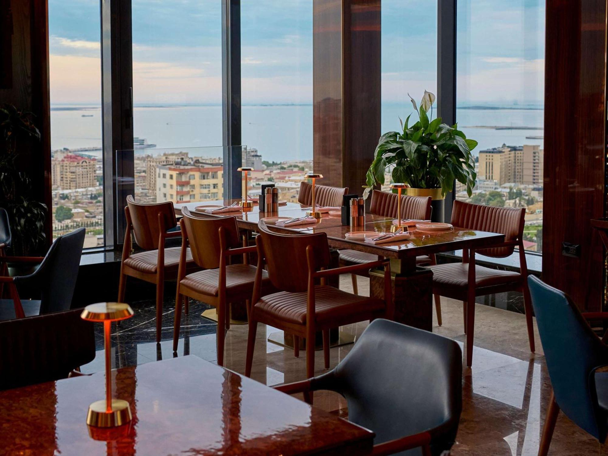 Mercure Baku City Exterior photo